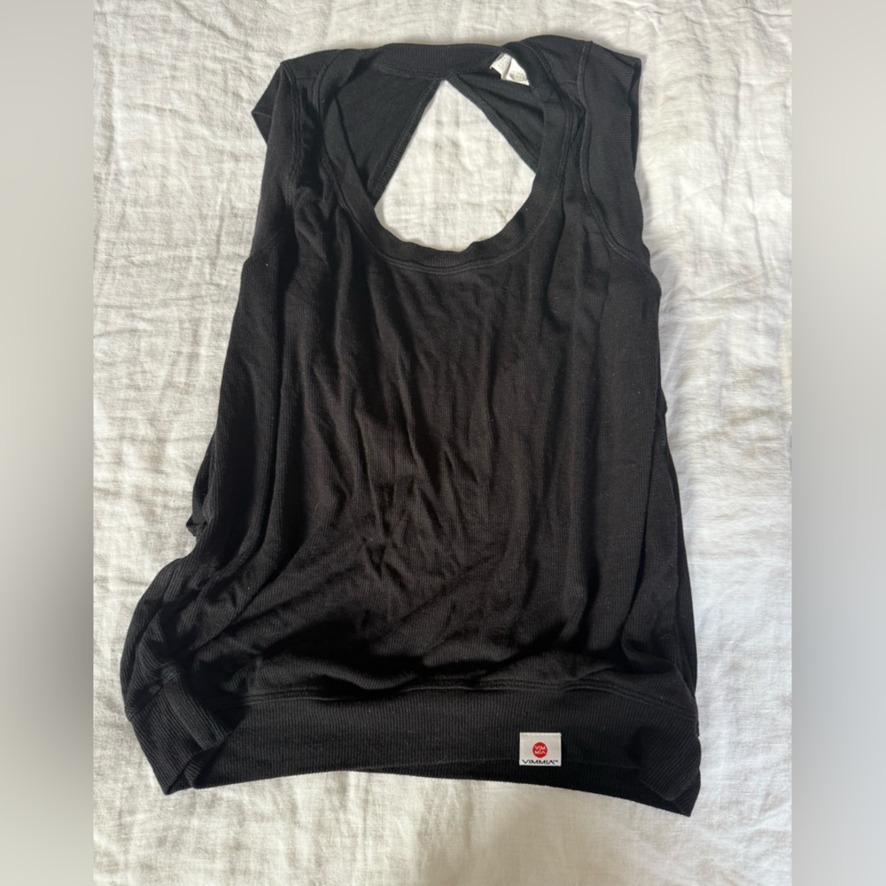 Vimmia yoga open back tank